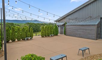 1020 Thomas Rd, Benton, TN 37307