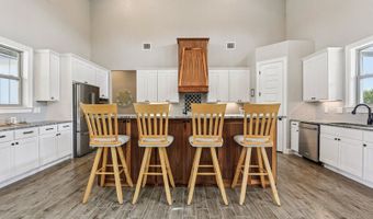 132 Wood Vly, Adkins, TX 78101