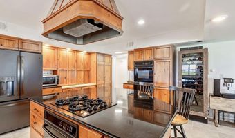 431 McGregor Pt, Alburgh, VT 05440