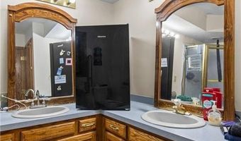 16582 Valley Dr NW, Andover, MN 55304