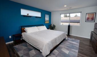 1049 SE 6th St, Bend, OR 97702