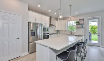 5511 DEL CORONADO Dr, Apollo Beach, FL 33572