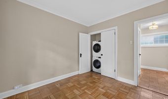 1557 MOUNT EAGLE, Alexandria, VA 22302