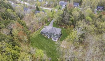 90 Village Place Dr, Barrington, NH 03825