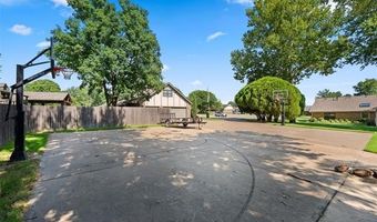 2524 Georgetown Cir, Bartlesville, OK 74006