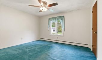 6 Bruce Dr, North Smithfield, RI 02896