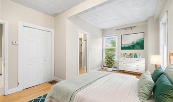 423 Pine St, Central Falls, RI 02863