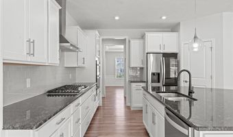 792 Nancy Dr, Aurora, OH 44202