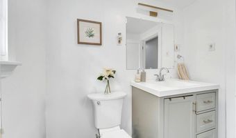 38 Anthony Dr, Cumberland, RI 02864