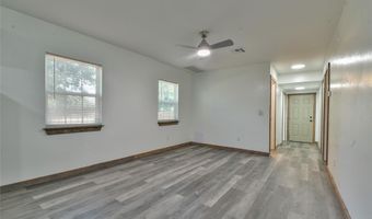 610 S 19th St, Chickasha, OK 73018
