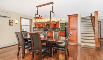 39 Central Ave, Amityville, NY 11701