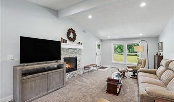 16985 Evans Rd, Basehor, KS 66007
