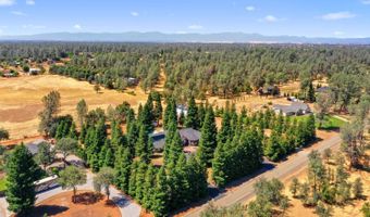 15947 Butterfield Ln, Anderson, CA 96007