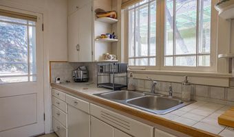 1431 Wyoming Ave, Cody, WY 82414