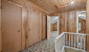 6544 Mohawk Rd, Allenton, WI 53002
