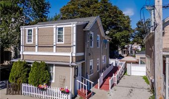 57 Gould St, Newport, RI 02840
