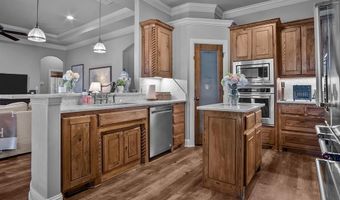 116 Sandstone Ln, Weatherford, TX 76085