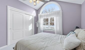 237 Broadmore Cir, Angola, IN 46703