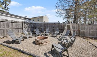 8 Avalon Ave, Barnegat, NJ 08005