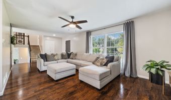 375 Partridge Ct, Algonquin, IL 60102