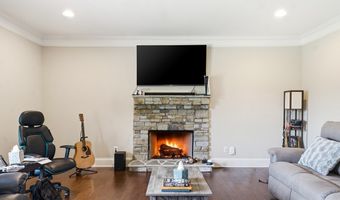 449 Tom Avery Dr, Ball Ground, GA 30107