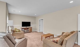 16657 Sandstone Cir, Basehor, KS 66007
