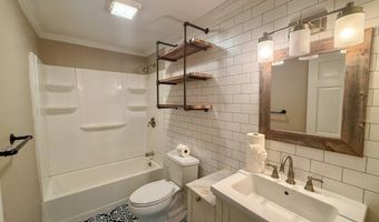 51 Vista Ave, Danbury, CT 06811
