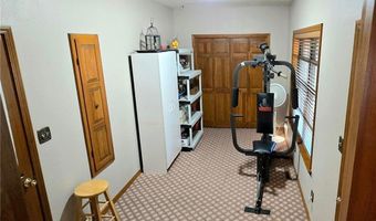 3050 Gaineswood Ave, Baxter Springs, KS 66713