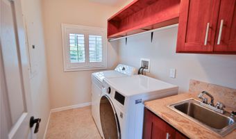 45-521 Halekou Rd B, Kaneohe, HI 96744