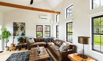 27 Varney Mill Rd, Bath, ME 04530