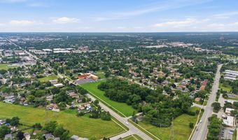 17 W667 Lorraine Ave, Addison, IL 60101