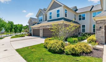 3062 N Spurway Dr, Ann Arbor, MI 48105