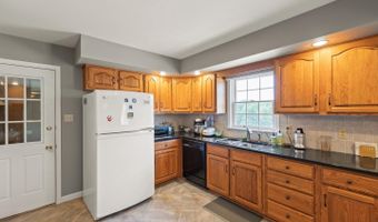 317 STRAWBERRY Ln, Augusta, WV 26704