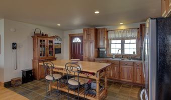 23 Mud Pt S, Alburgh, VT 05440