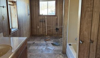 203 N Jefferson St, Ava, MO 65608