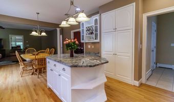 19 Cider Mill Rd, Burlington, CT 06013