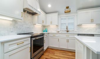508 Ocean Ridge Dr, Atlantic Beach, NC 28512