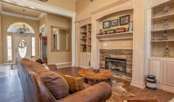 1701 W Lake Shore Dr, Alvarado, TX 76009