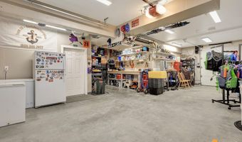 19052 W Arctic Tern Ln, Big Lake, AK 99652