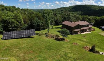 10463 Farm Road 1182, Aurora, MO 65605