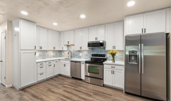 1050 W Beaver Crk #E304, Avon, CO 81620