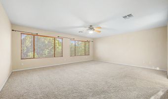 2721 W TULSA St, Chandler, AZ 85224