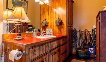 33 Road 3DX, Cody, WY 82414