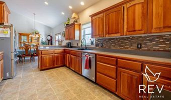 814 35th St, Cody, WY 82414