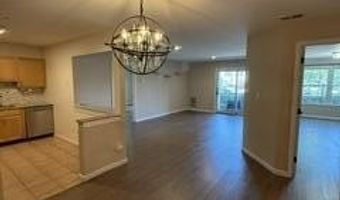 402 Wedgewood Cir, Belford, NJ 07718