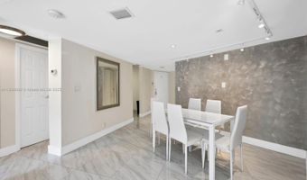 3101 N Country Club Dr 105, Aventura, FL 33180
