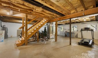 40 Harold Sluder Rd, Alexander, NC 28701