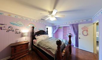 910 Pine St, Bainbridge, GA 39819