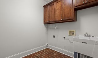 2350 Rue Maison, Biloxi, MS 39532