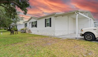 958 Pecan Cir, Barefoot Bay, FL 32976